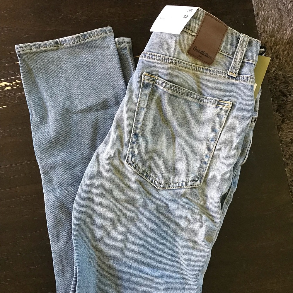 Men’s light wash Slim Goodfellow Jeans